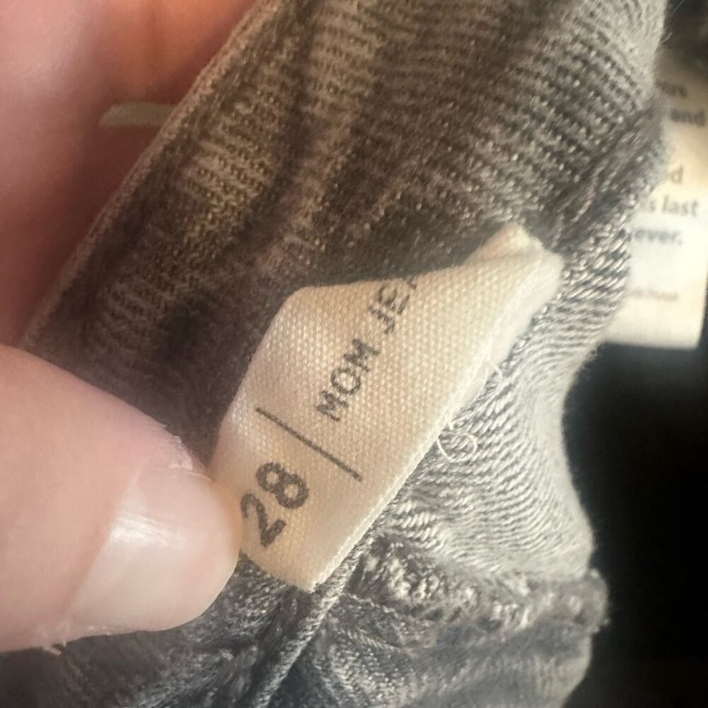 PacSun Gray Women Mom Jeans Size 28 - Picture 4 of 4